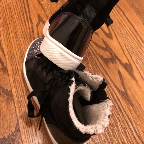Used little girl sneaker - Picture 8 of 8